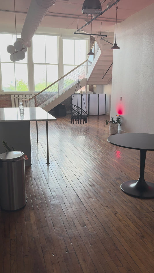 Video walk through of Art by the Andersons